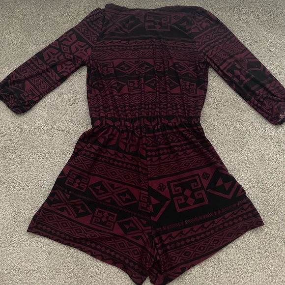 Aztec romper - Picture 3 of 3